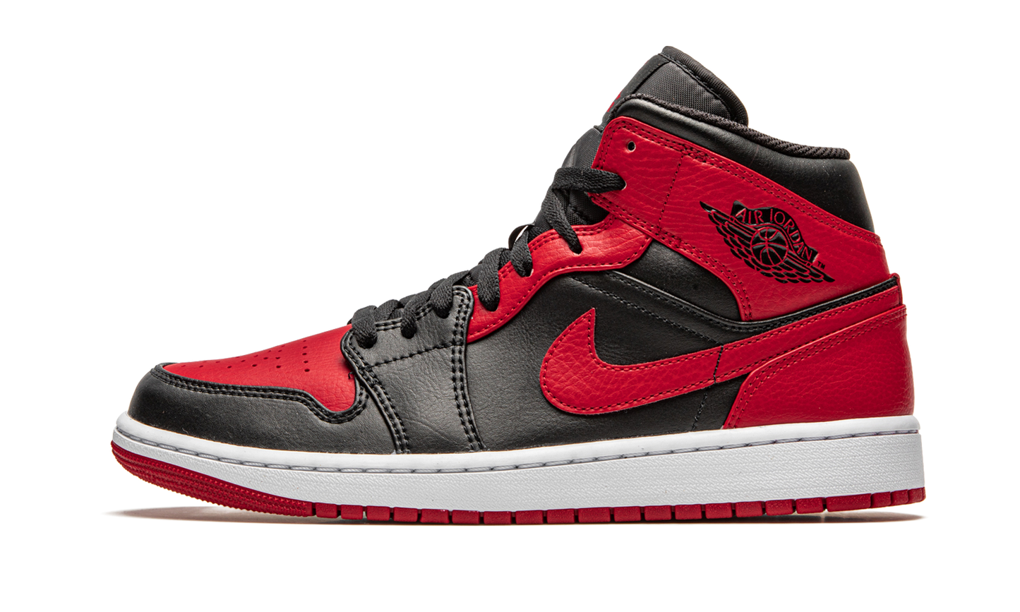 Air Jordan 1 Mid "Banned 2020" 554724 074