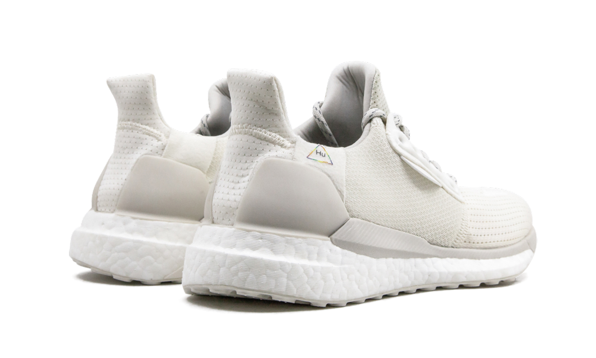 Solar HU Glide "Pharrell Williams - Greyscale Pack Cream" EG7767