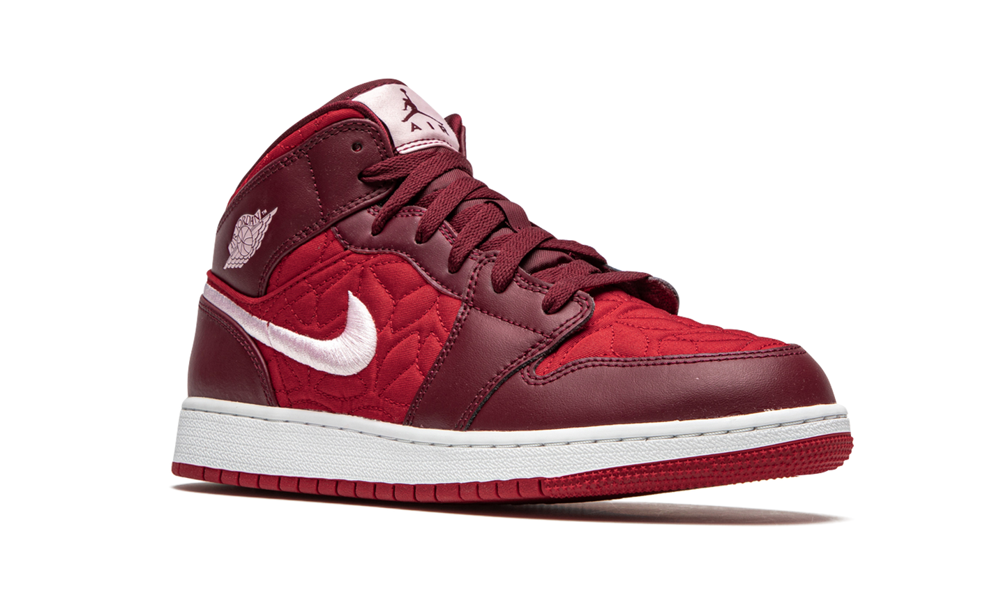 Air Jordan 1 Mid SE GS "Red Quilt" AV5174 600