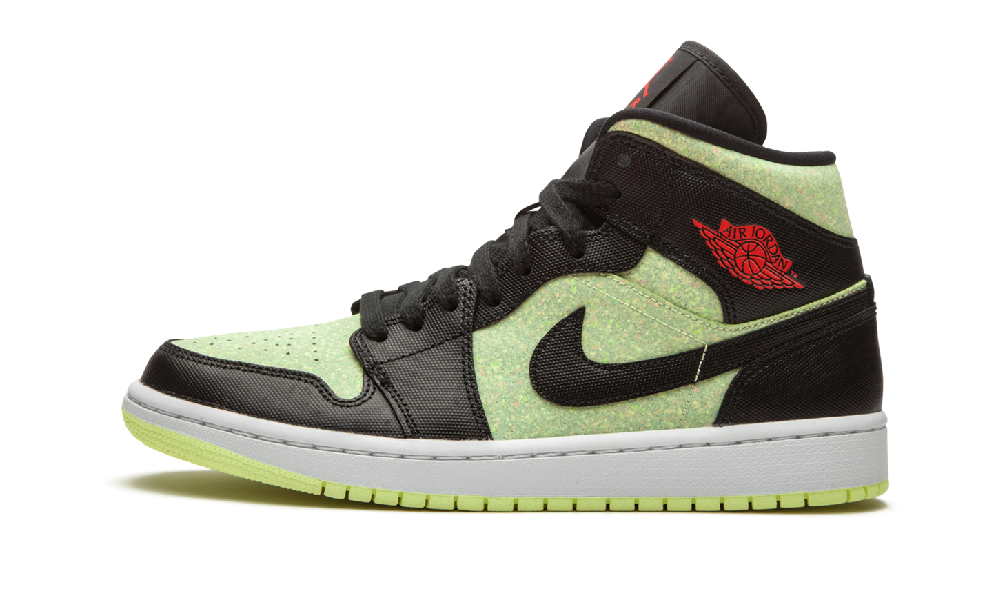 AIR JORDAN 1 MID SE WMNS "Barely Volt / Chile Red" CV5276 003