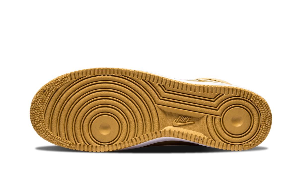 Air Force 1 High Retro QS 823297 700