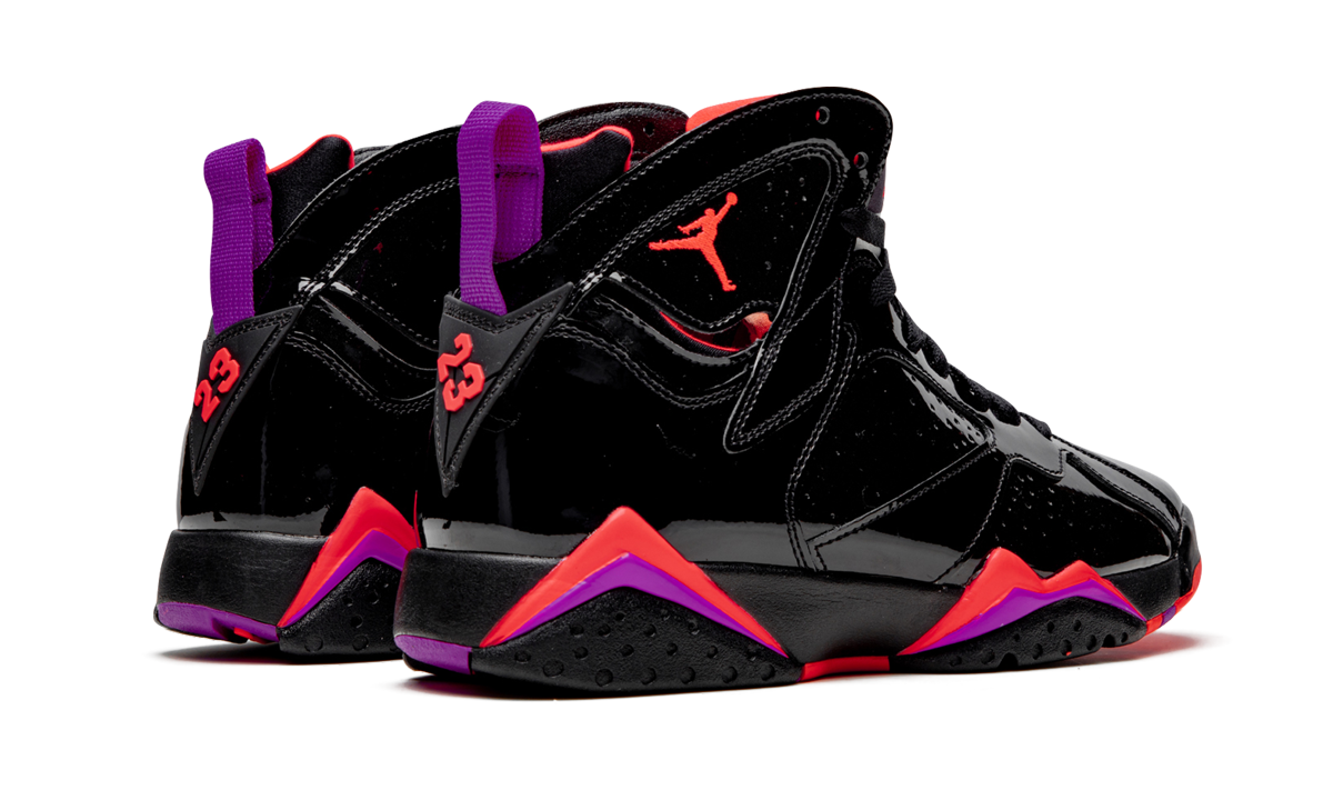 AIR JORDAN 7 WMNS "Black Patent Leather"
