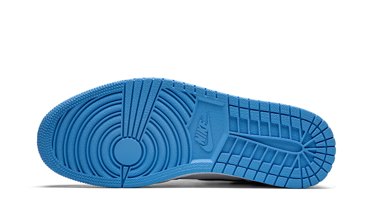 Air Jordan 1 Retro High OG "University Blue" 555088 134