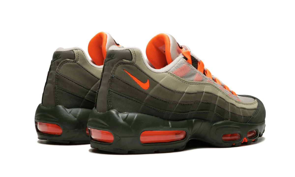 Air Max 95 OG "Total Orange" AT2865 200