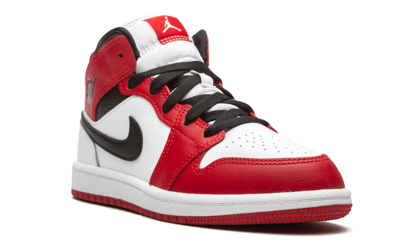 Air Jordan 1 Mid PS "Chicago 2020"