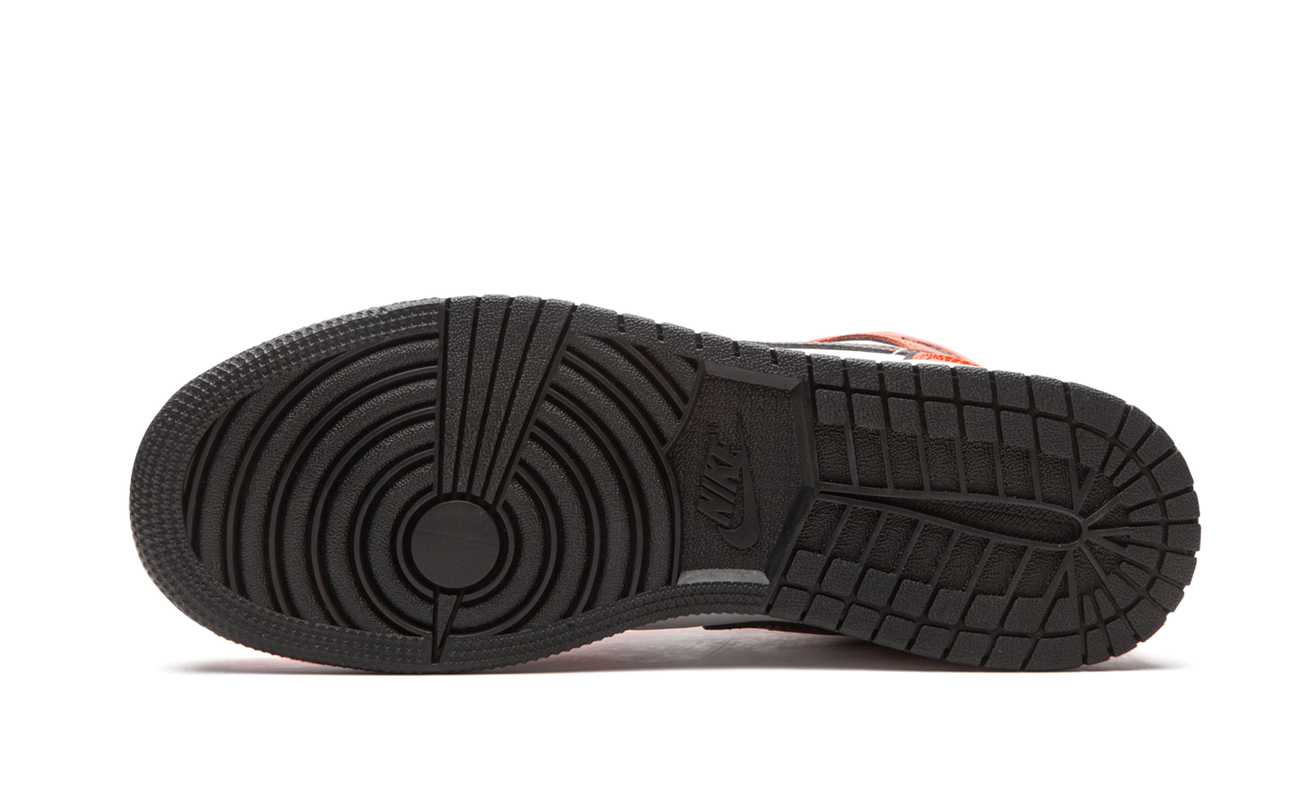 Air Jordan 1 Mid SE GS "Turf Orange" BQ6931 802