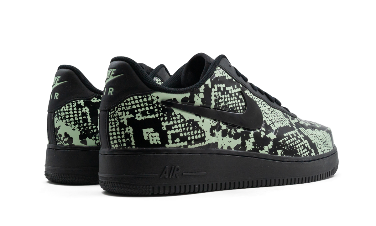 Air Force 1 Foamposite Pro Cup AJ3664 300