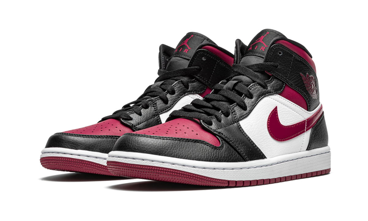 Air Jordan 1 Mid "Bred Toe" 554724 066
