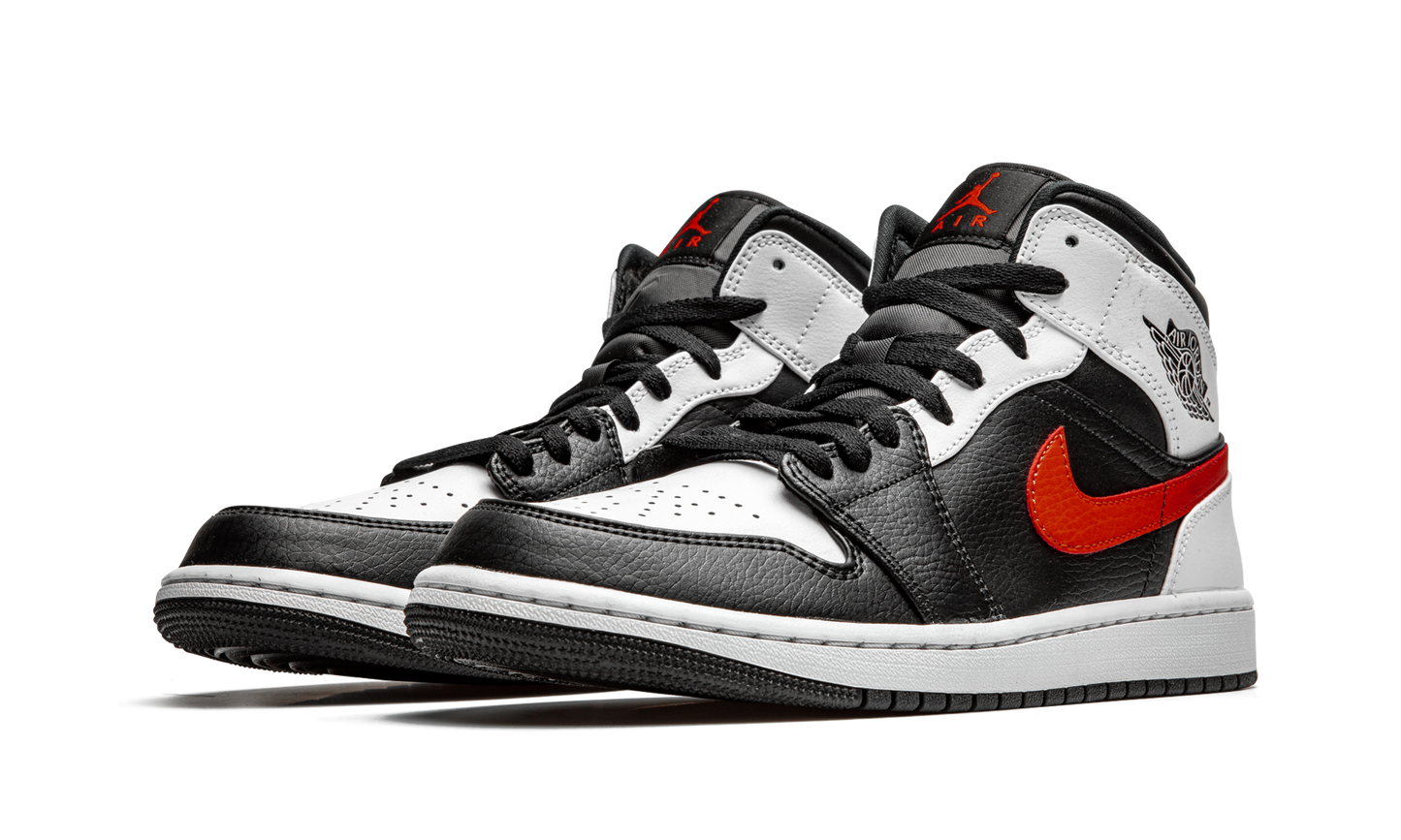 Air Jordan 1 Mid "Chile Red" 554724 075