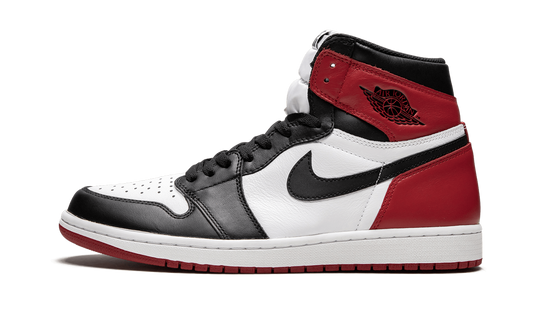 Air Jordan 1 Retro High OG "Black Toe 2016" 555088 125
