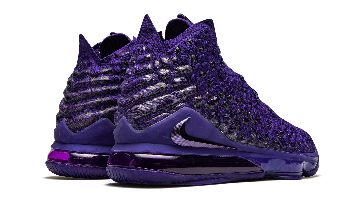 Lebron 17 "Bron 2K"