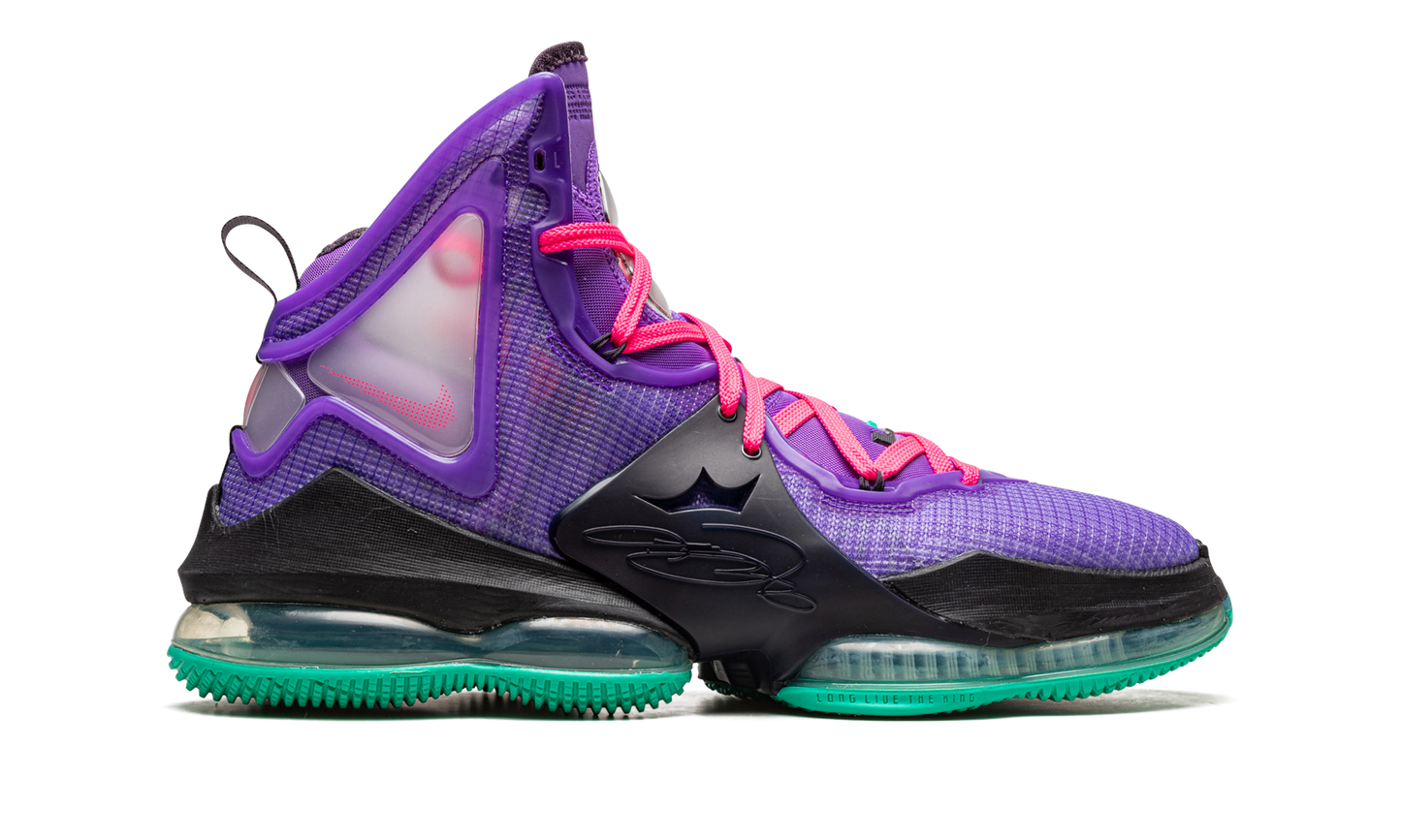 LeBron 19 "DJ Bron" CZ0203 500