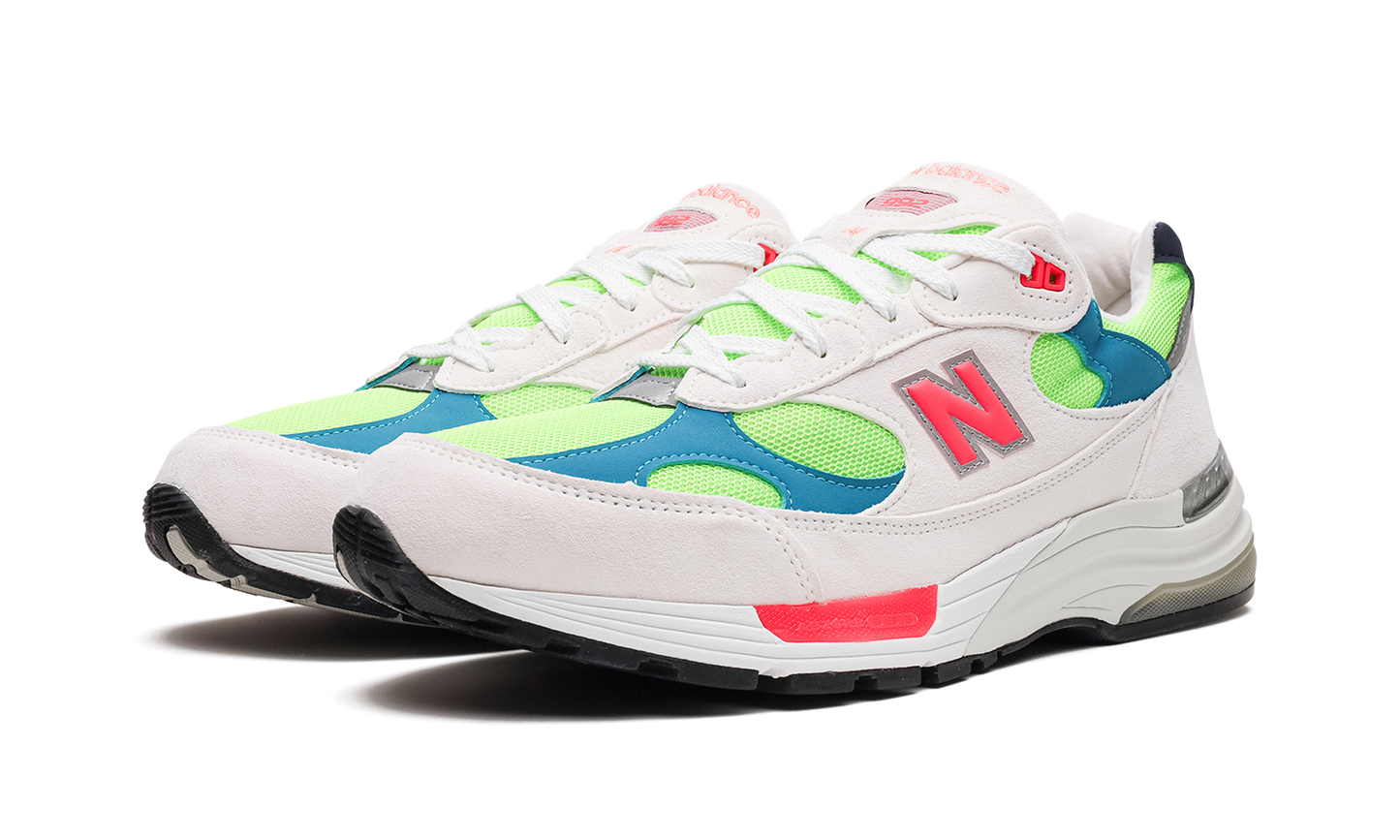 992 "White Neon Cyan" M992DA