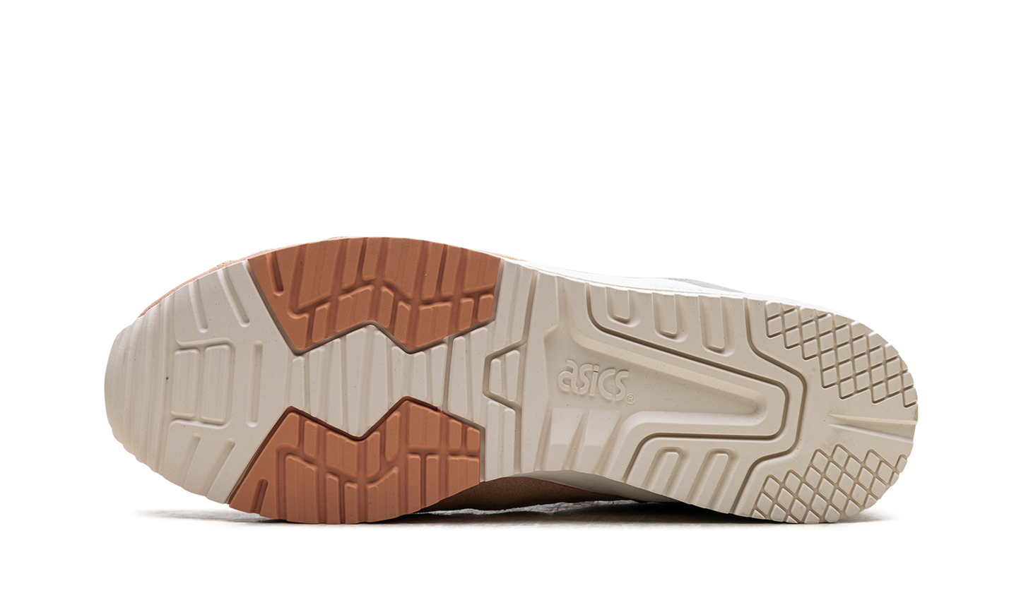 Gel Lyte 3 OG "White Sage Brown" 1203A330 022