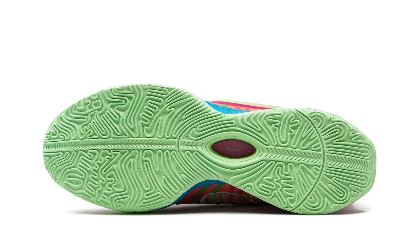 LeBron 21 "Optimism" HF5352 400