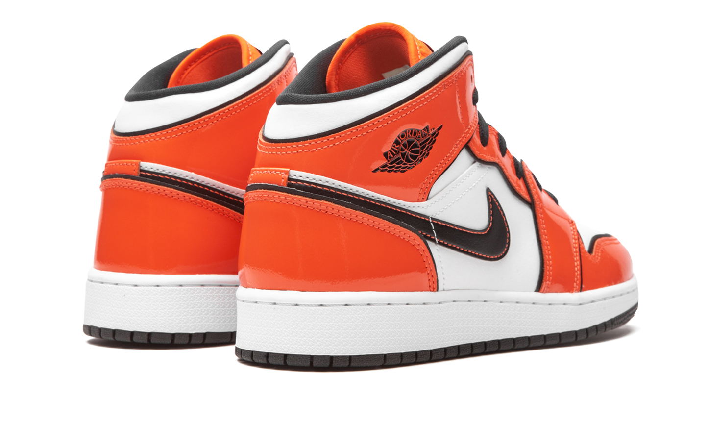 Air Jordan 1 Mid SE GS "Turf Orange" BQ6931 802