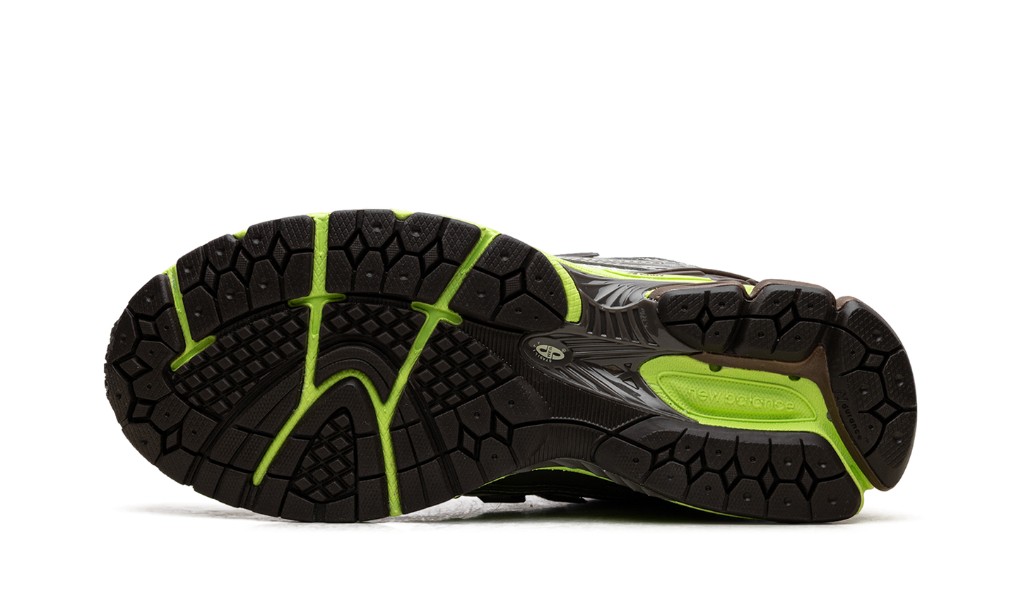 1906R "SSENSE Exclusive 20th Anniversary" M1906RSF