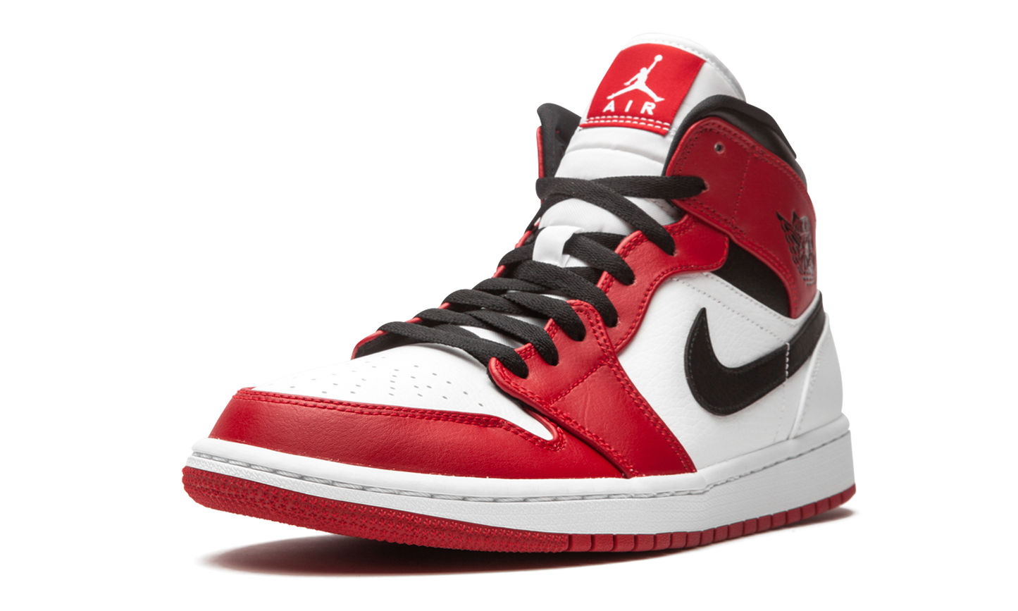 Air Jordan 1 Mid "Chicago 2020" 554724 173