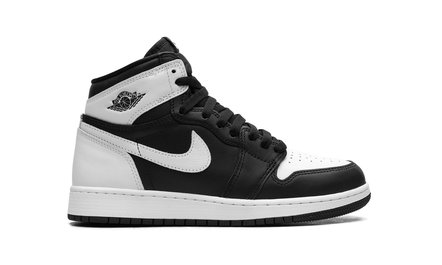Air Jordan 1 Retro High OG GS "BLACK/WHITE/WHITE" FD1437 010