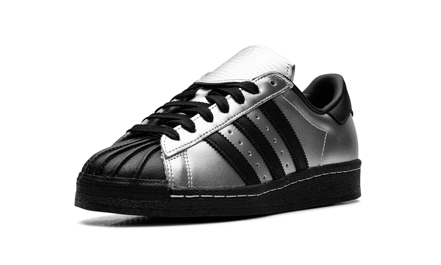 Superstar 82 WMNS "Metallic Silver Black" JH5669