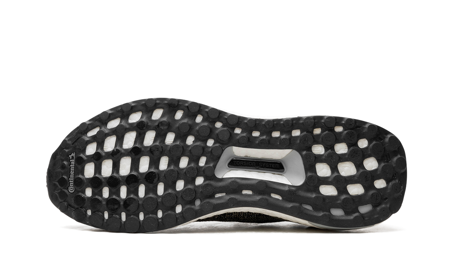 UltraBOOST Uncaged DA9160