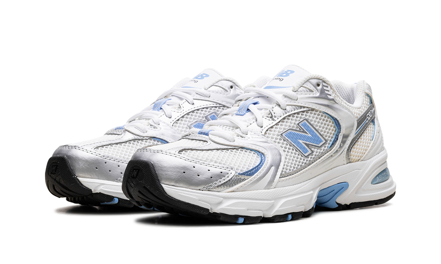 530 "White Carolina Blue" MR530MIC