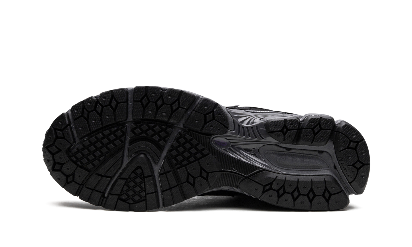 1906R "Cordura Pocket Black"