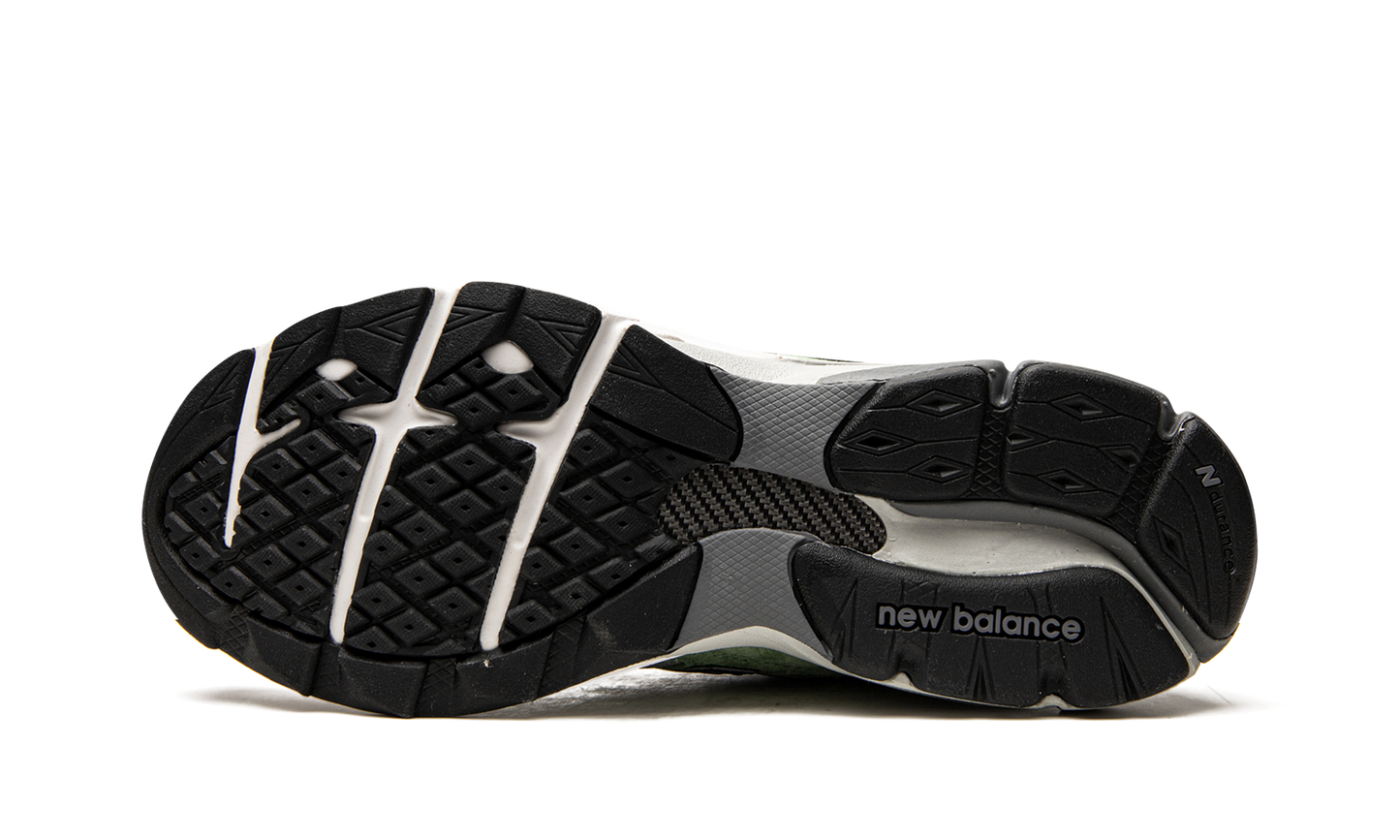 990 v3 "Stray Rats Reprise Joker Grey" M990SR3