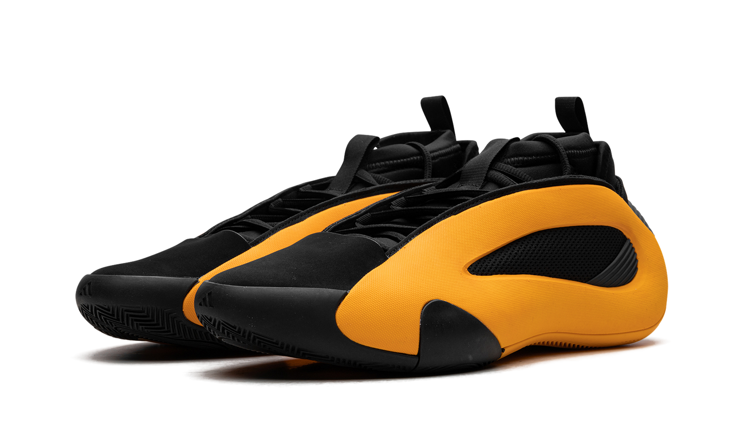 Harden Vol. 8 "Black / Yellow" IG6589