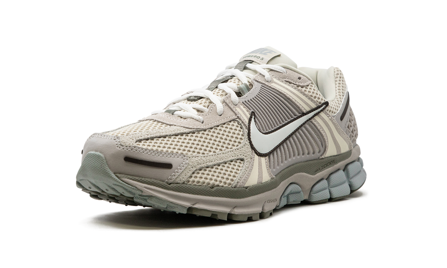 Air Zoom Vomero 5 "Light Orewood Brown" FZ3653 104