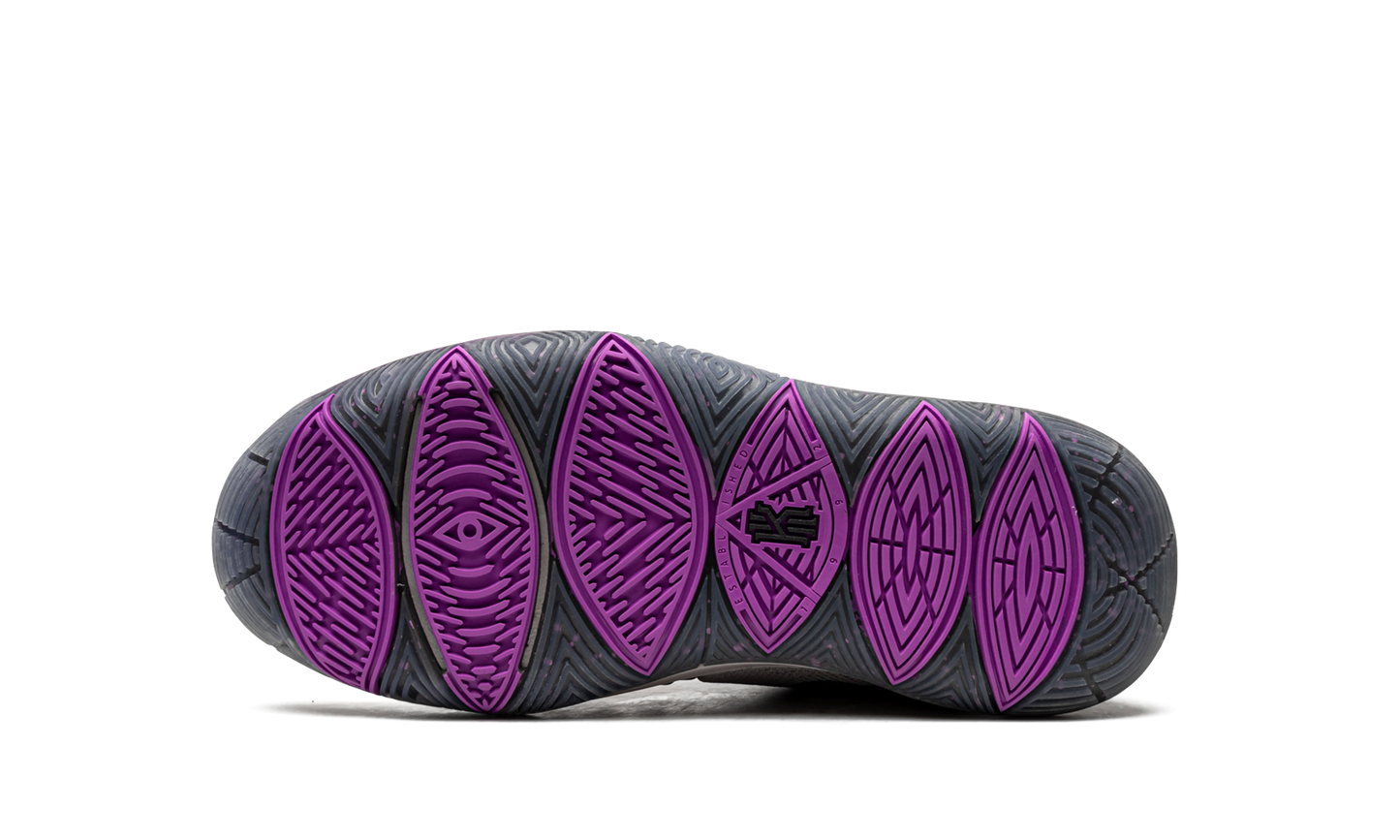 Kyrie 5 (GS) "Graffiti"