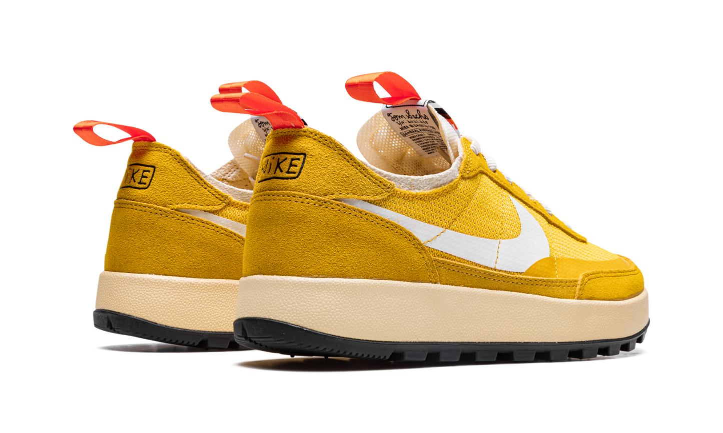 GENERAL PURPOSE SHOE WMNS "Tom Sachs - Dark Sulfur" DA6672 700