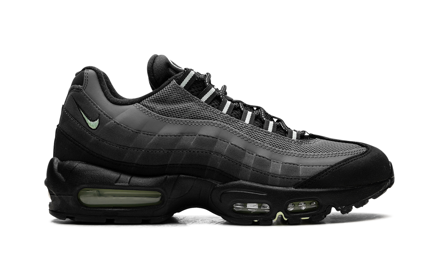 Air Max 95 "Vapor Green" HM0622 001
