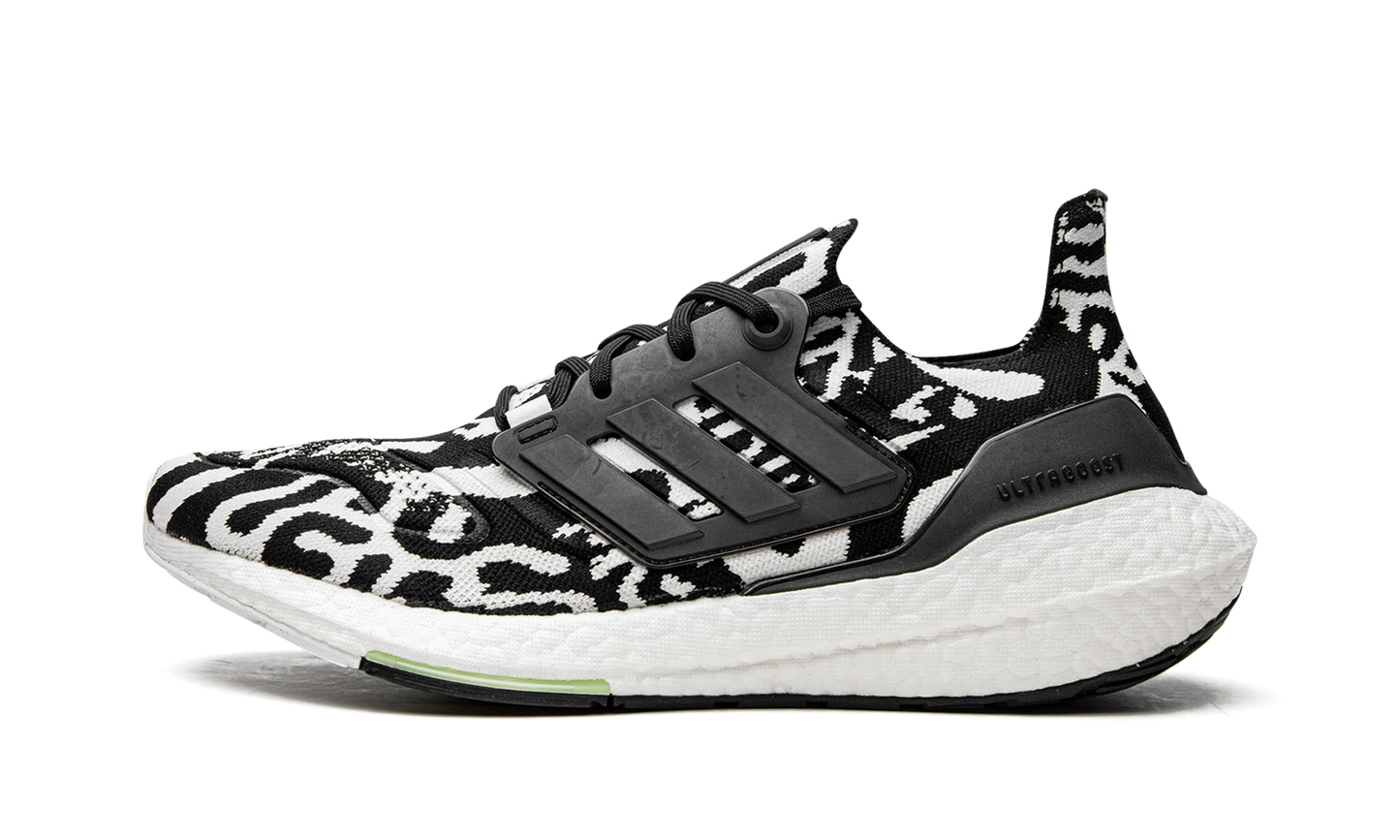 Ultraboost 22 "Zebra" GX6300