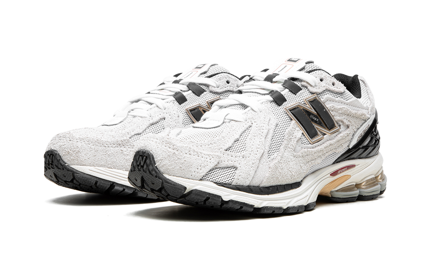 1906R "Protection Pack - Reflection" M1906DC