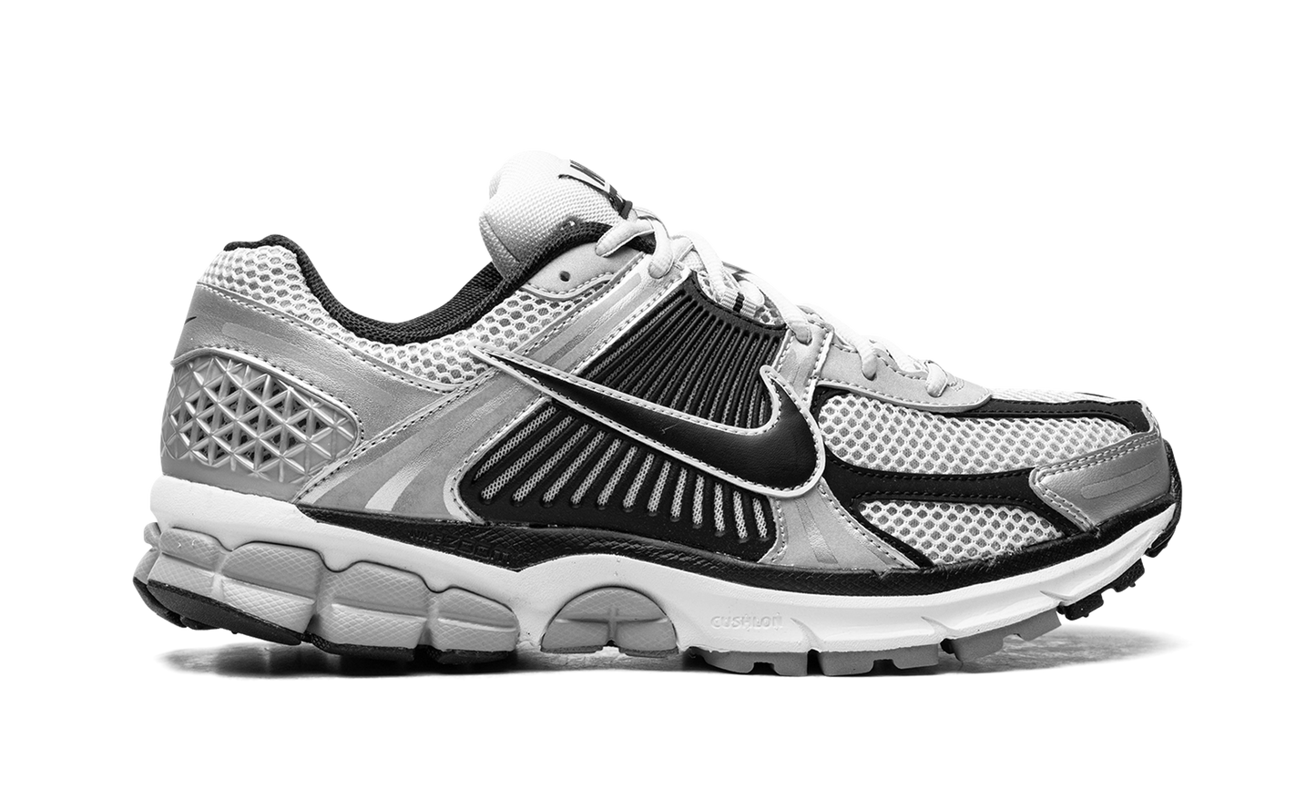 Zoom Vomero 5 "Metallic Silver Black" FJ4151 004