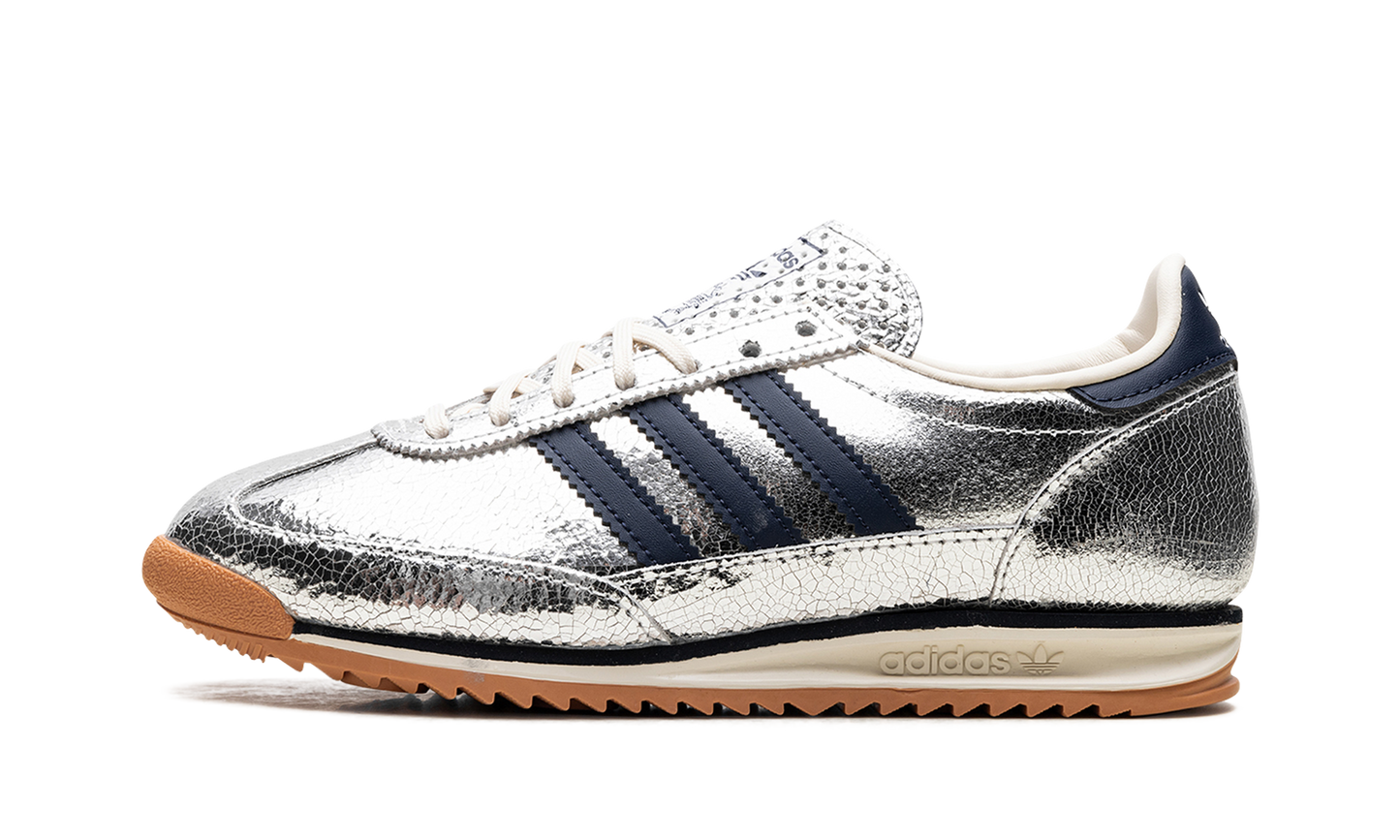 SL 72 OG WMNS "Silver Metallic Collegiate Navy" JH8654