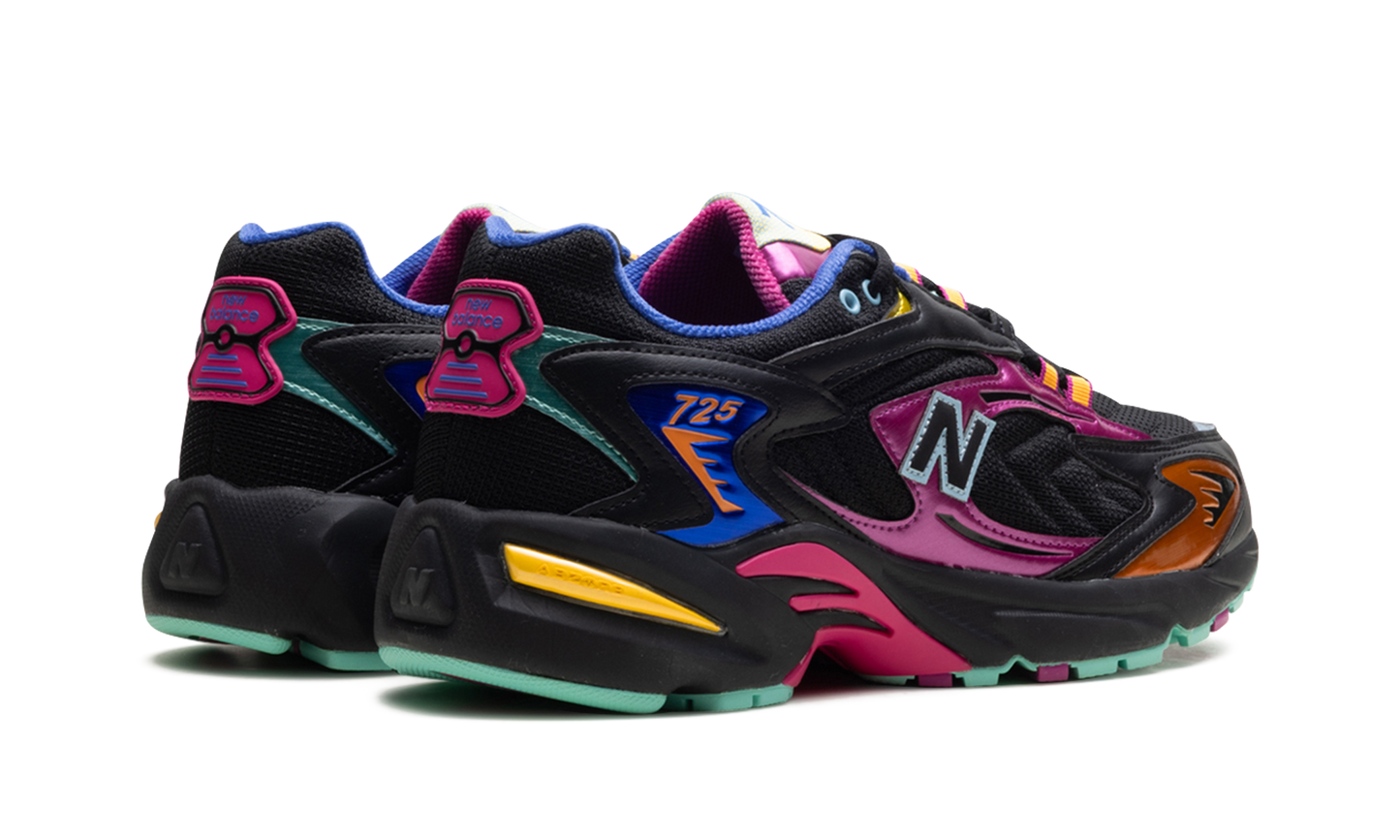 725v1 "Neon Nights Pack" ML725CCP
