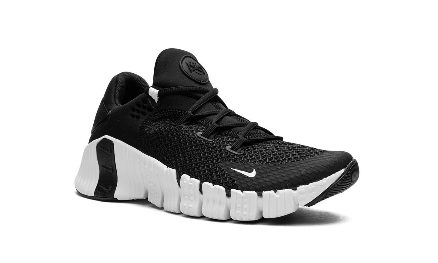 FREE METCON 4 WMNS "Black-White Metcon 4" CZ0596 010