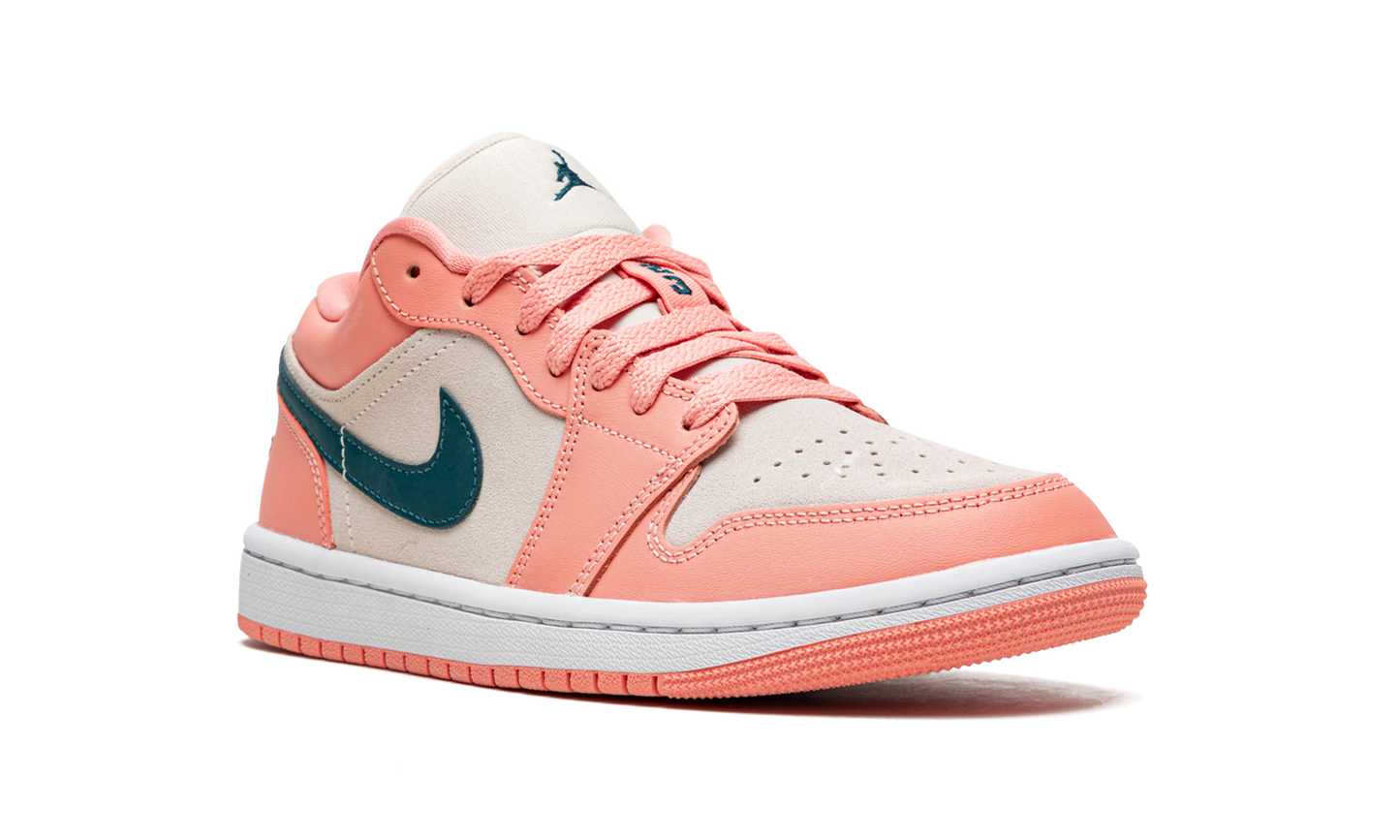 AIR JORDAN 1 LO WMNS "Light Madder Root" DC0774 800