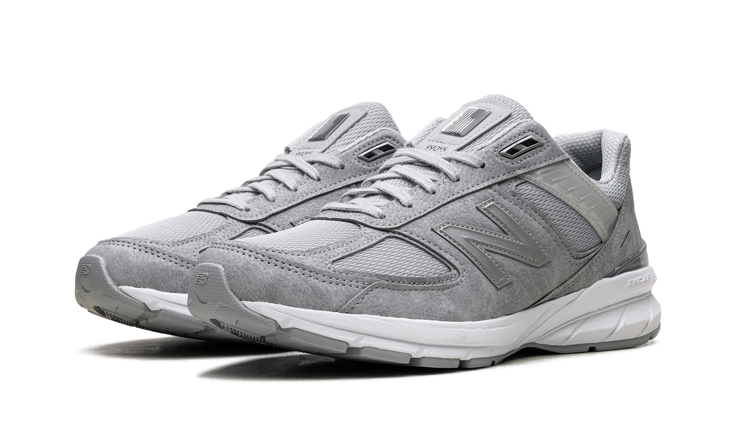 990v5 "Grey White" M990JS5