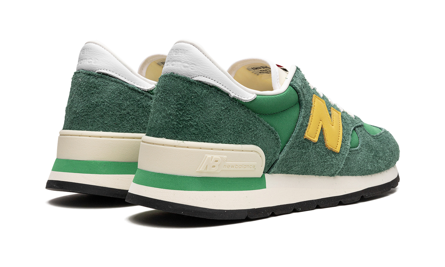 990 V1 "Green/Gold" M990GG1