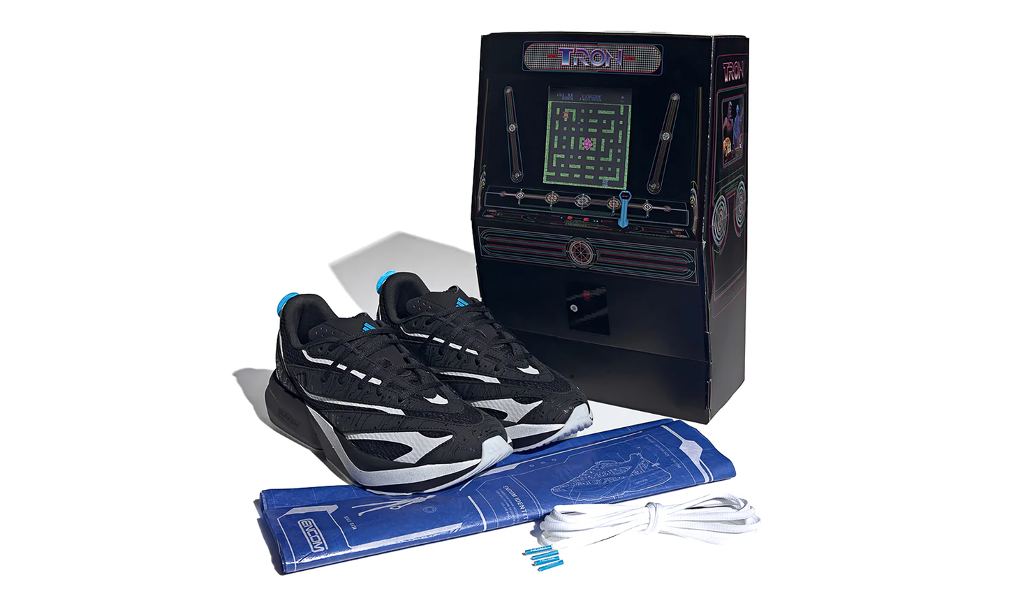 Eve Lightblaze "Tron - Black" JR4898