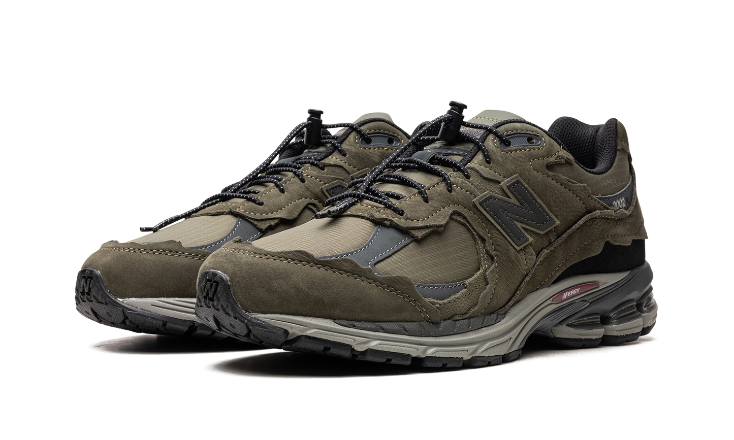 2002R "Protection Pack - Dark Moss" M2002RDN