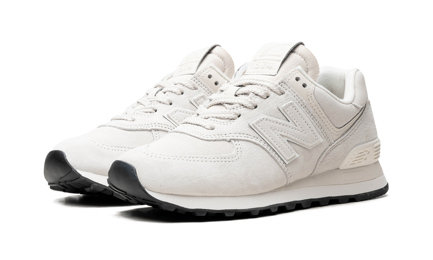 574 "Linen Sea Salt"