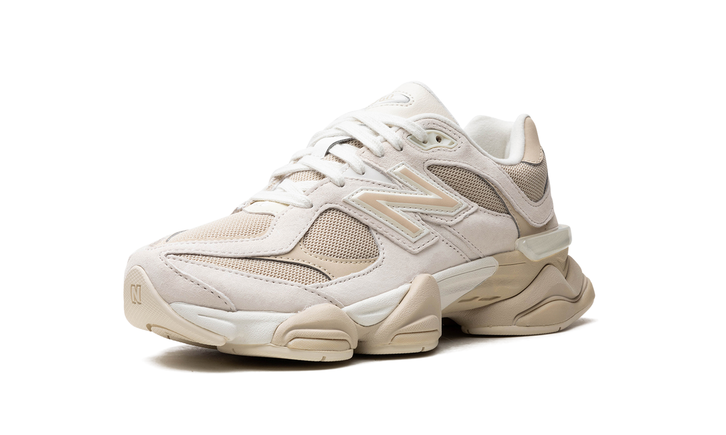 9060 "Beige White" U9060SS