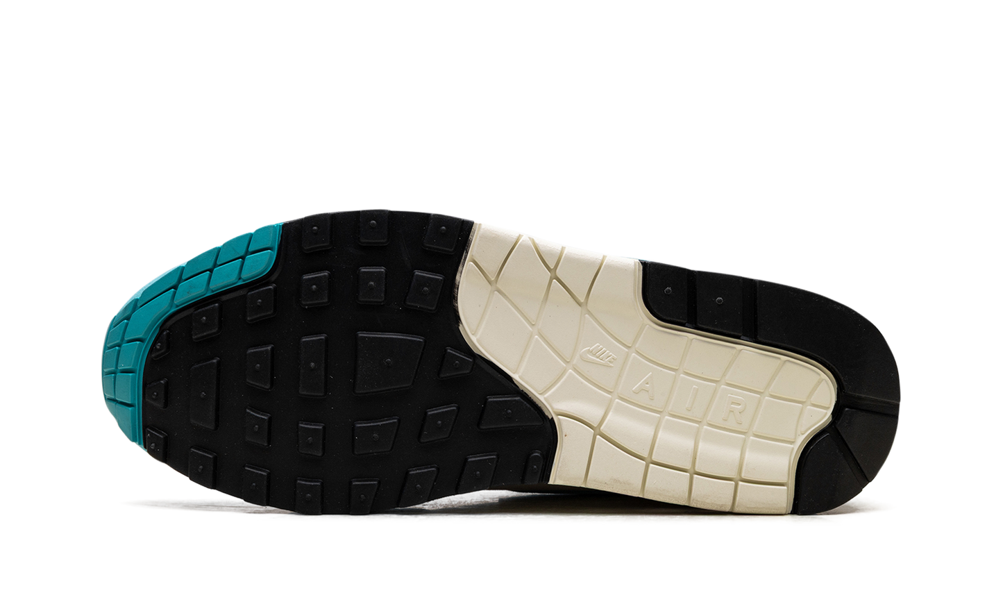 Air Max 1 WMNS "Blue" DZ2628 107