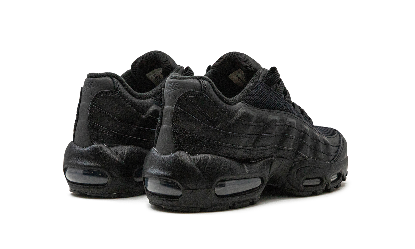 Air Max 95 Recraft GS "Triple Black" CJ3906 001