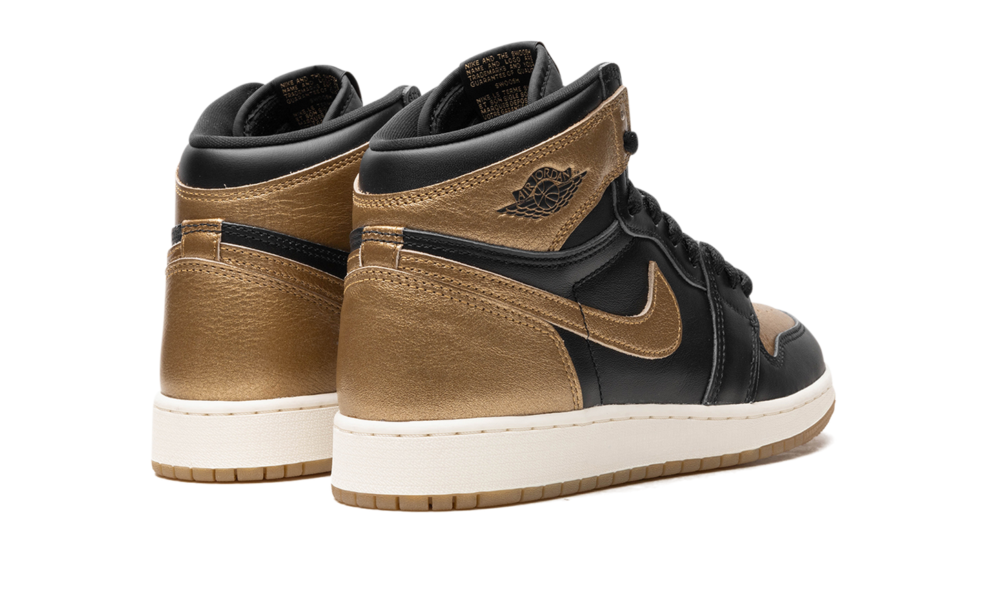 Air Jordan 1 GS "Black Metallic Gold" FD1437 071