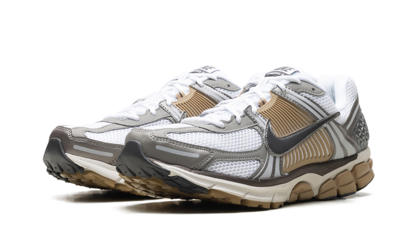 Zoom Vomero 5 "Metallic Pewter" FJ4151 006